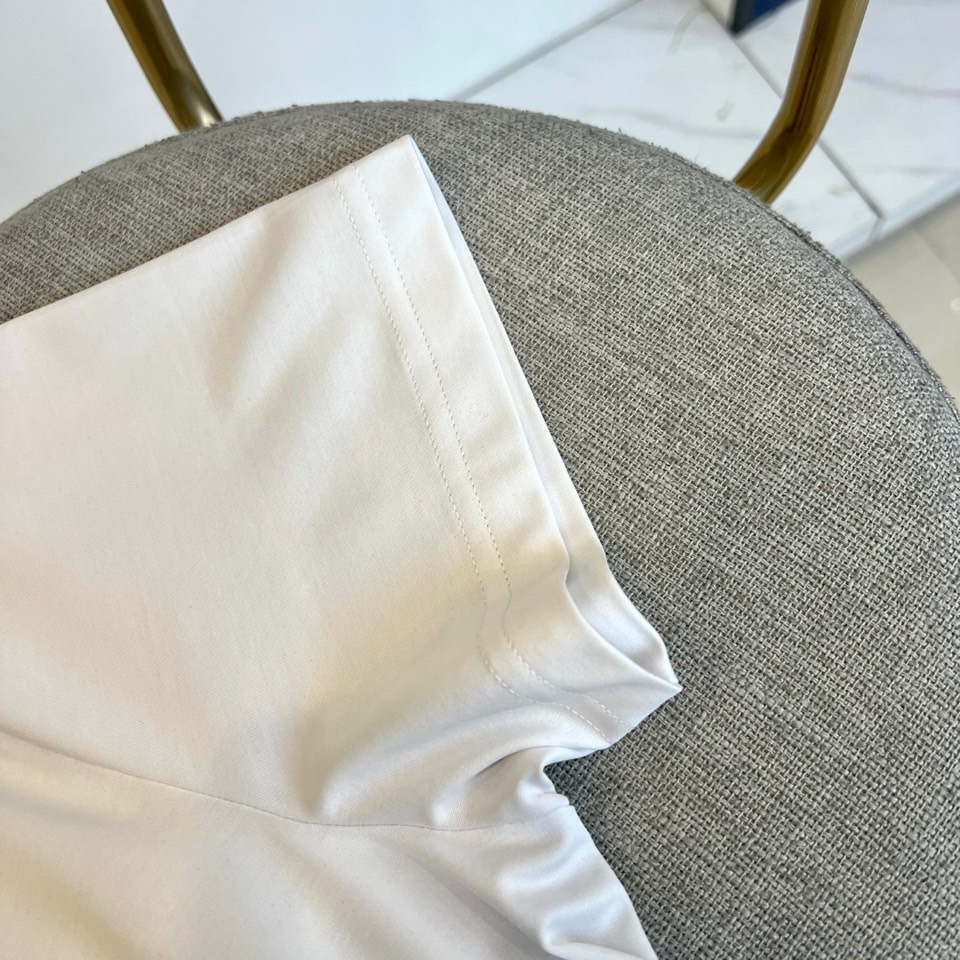 
Brunello Cucinelli/ 布鲁内洛 •库奇内利、2025春夏新款BC标志性圆领内搭短袖T