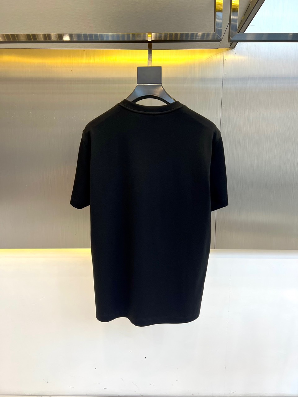 
Loro Piana-LP老钱风易穿搭系列2025春装新品，对于面料 与版型 细节有极高要求的选这款.