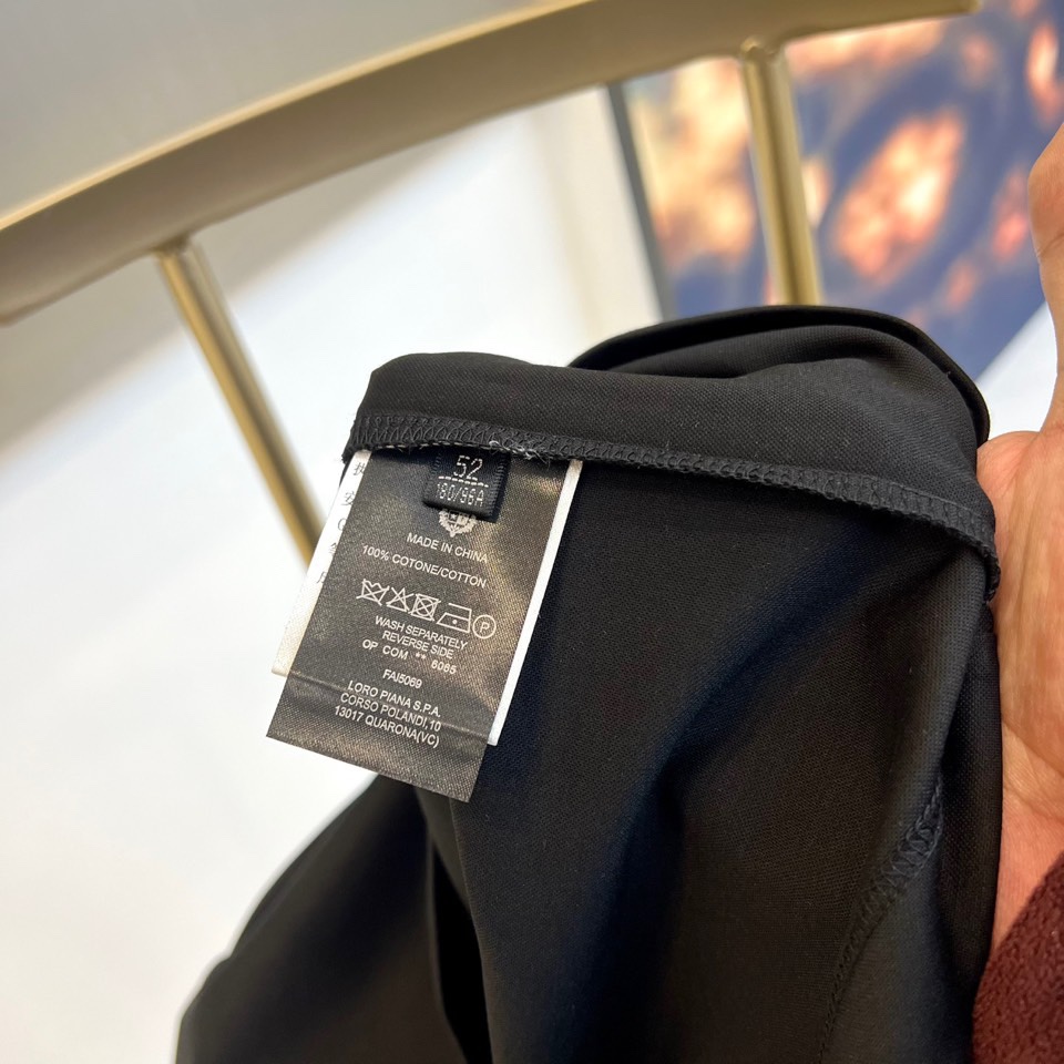 
Loro Piana-LP老钱风易穿搭系列2025春装新品，对于面料 与版型 细节有极高要求的选这款.