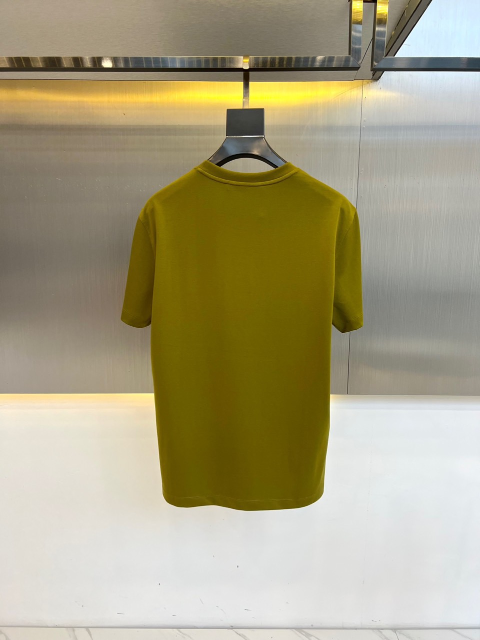 
Loro Piana-LP老钱风易穿搭系列2025春装新品，对于面料 与版型 细节有极高要求的选这款.