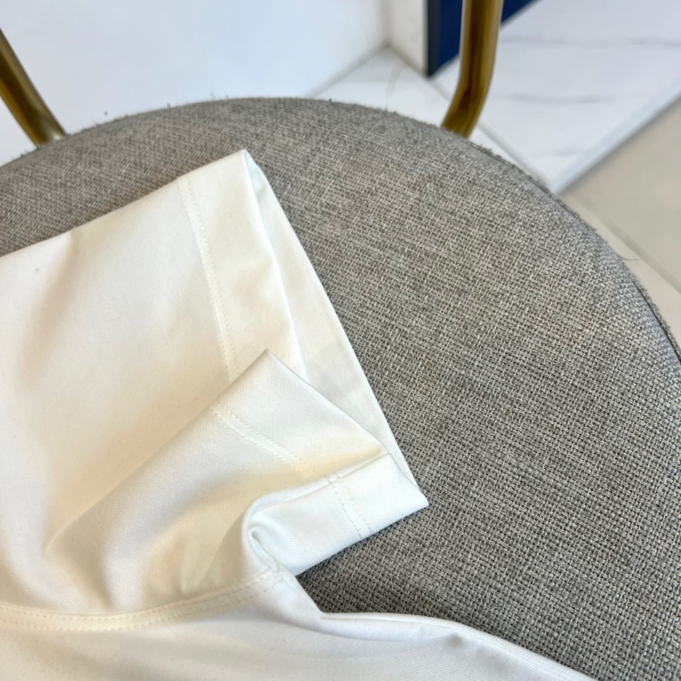 
Loro Piana-LP老钱风易穿搭系列2025春装新品，对于面料 与版型 细节有极高要求的选这款.