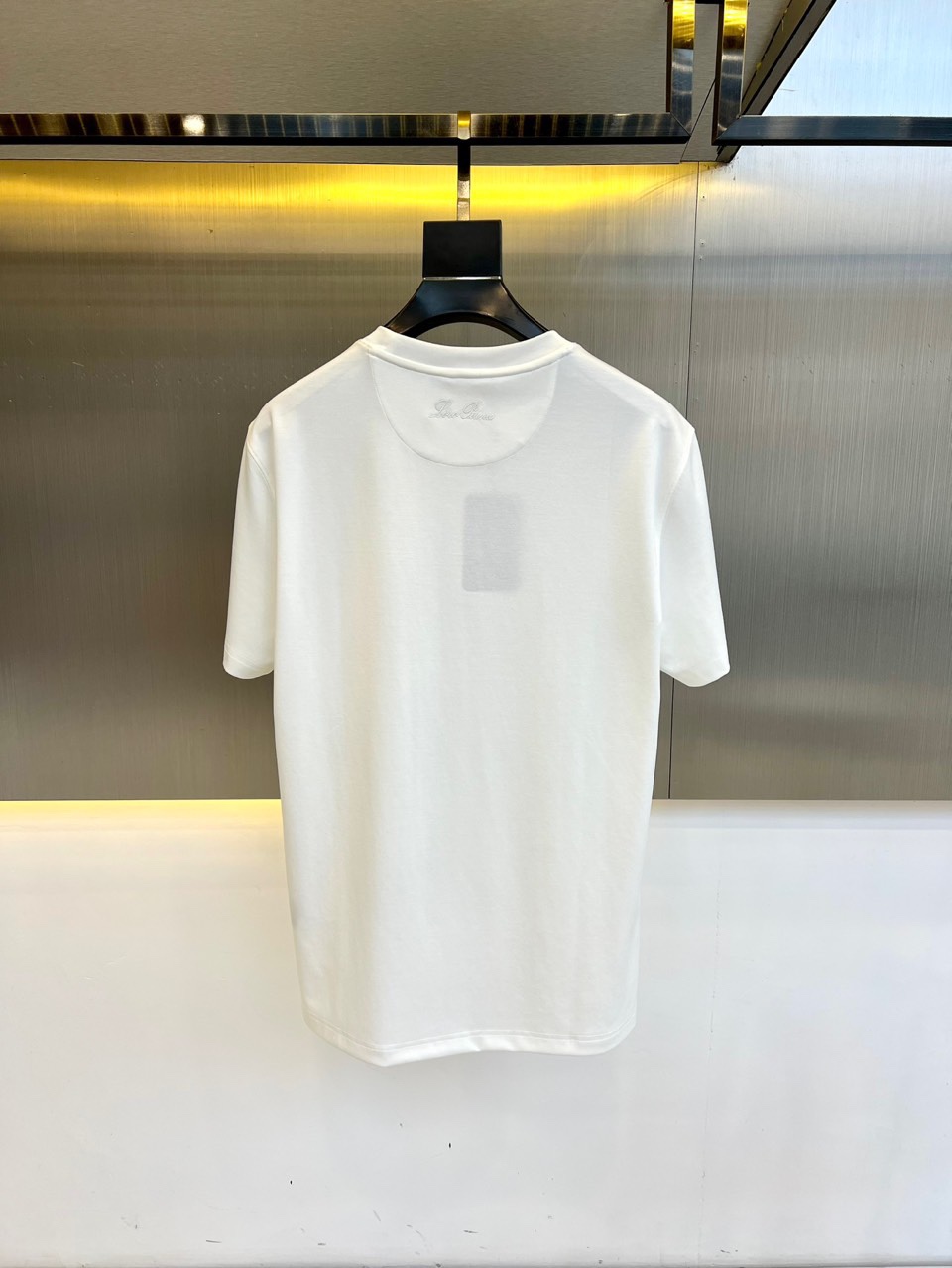 
Loro Piana-LP老钱风易穿搭系列2025春装新品，对于面料 与版型 细节有极高要求的选这款.