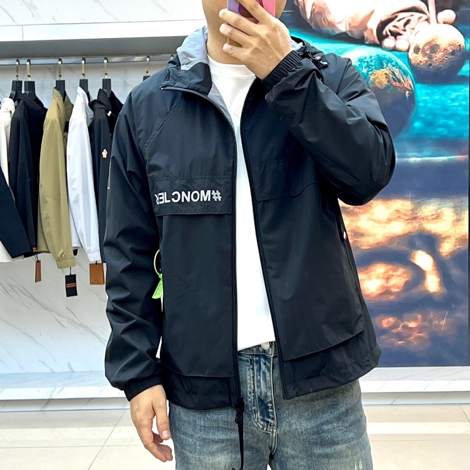 Moncler 2025 Spring/Summer Windproof Jacket - Lightweight & Comfortable 3 i1739471815 7294 0