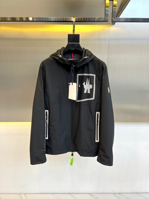 Moncler Men's Hooded Outdoor Windbreaker Jacket - Lightweight & Functional