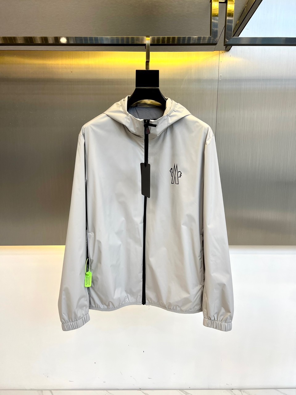 Moncler Men's 2025 Spring/Summer Outdoor Hooded Windbreaker Jacket