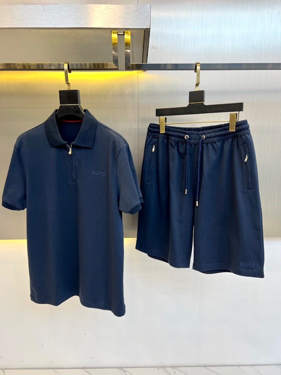 
Gucci、25年春夏季新款运动休闲套装，外贸公司订单顶级品质，完胜，意大利客供进口欧棉面料，顺滑细腻