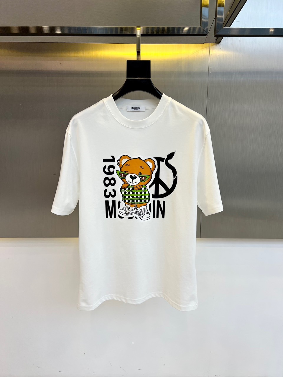 P75 (Versión superior, diferente de la común) Moschino 26ss nueva camiseta de verano, lanzamiento importante …