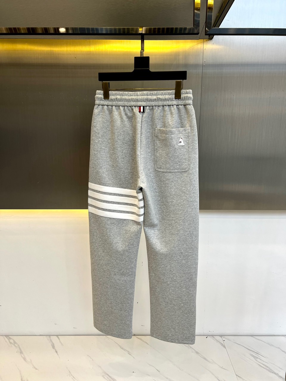 High-Quality Tom Brown Cotton Sweatpants for Spring and Summer Recreation - 图片 2