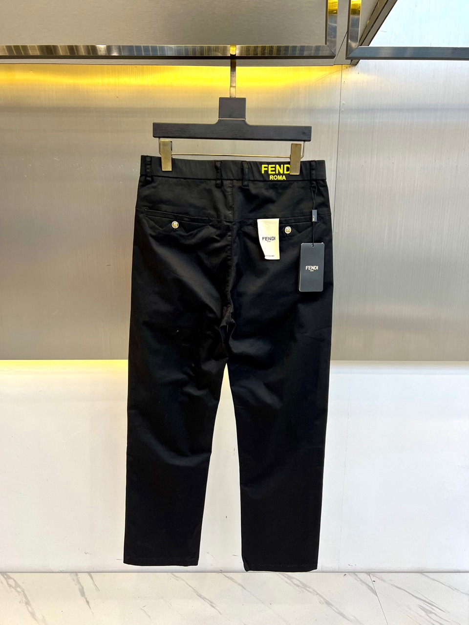 Luxurious Findy Business Recreational Pants: Premium Fabric and Stylish Details. - 图片 2
