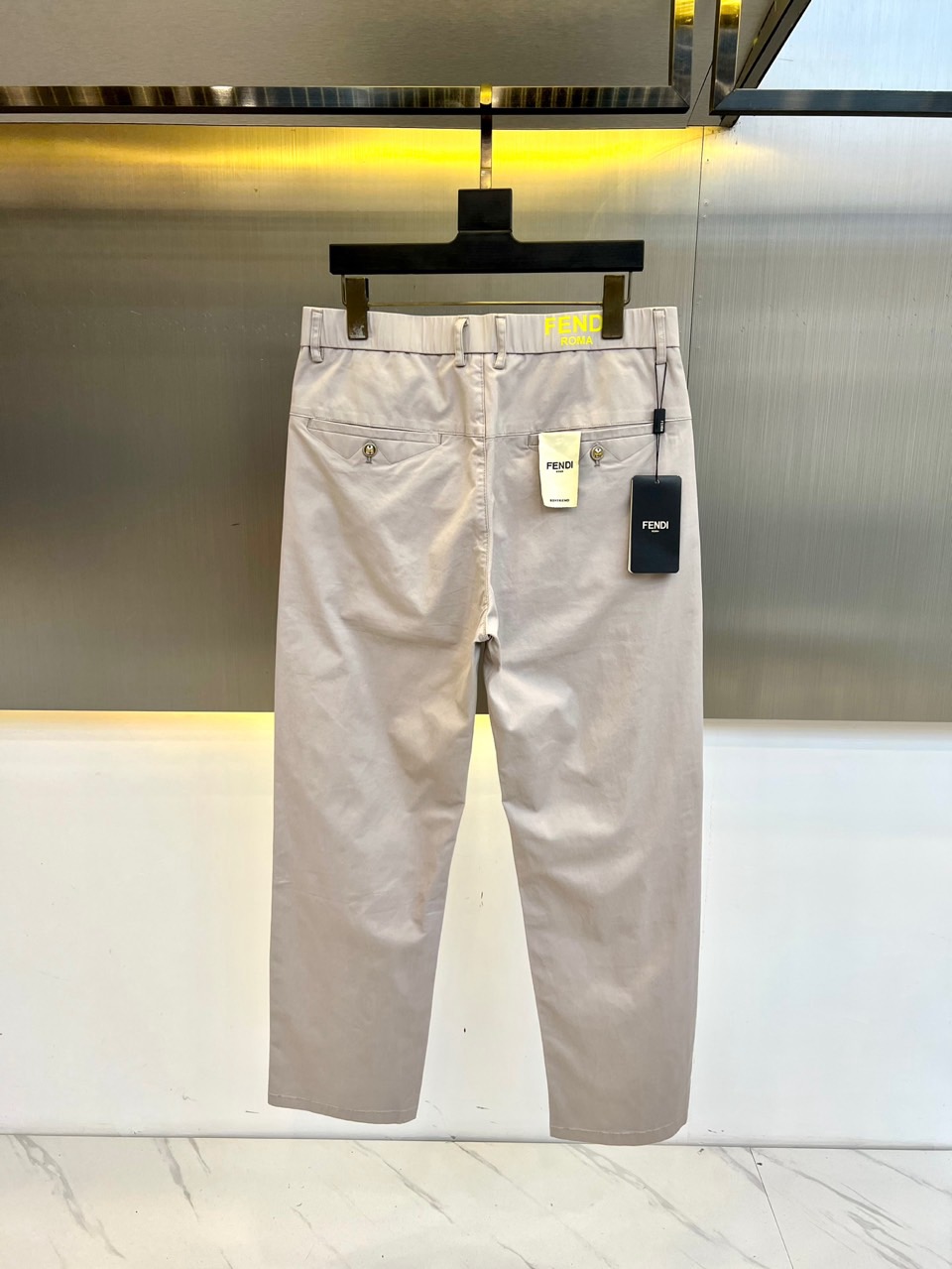 Luxurious Business and Leisure Pants: P7000 – Premium Fabric, Gold Fusion, Exquisite Details. - 图片 2