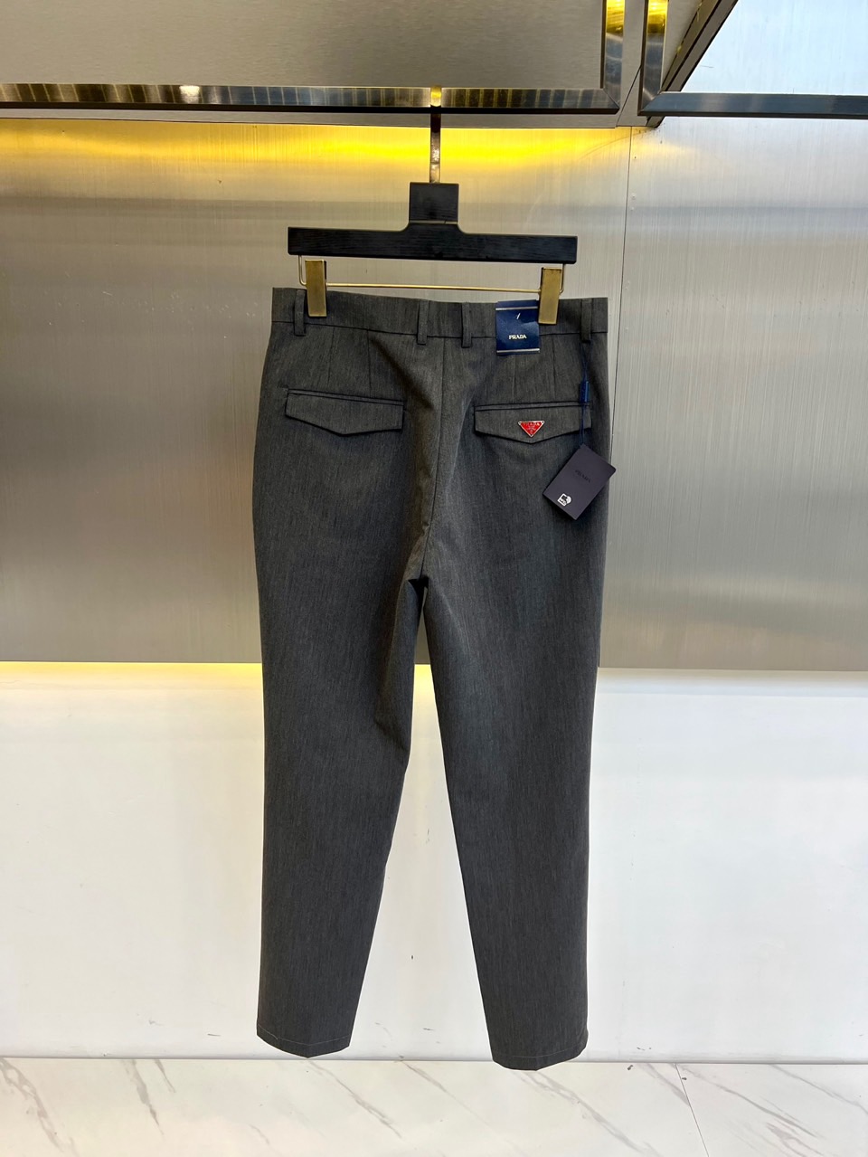 P7000: Pradpura New Business Breakers with Refined Fabric and Metallic Details - 图片 2