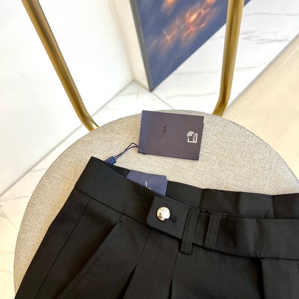 Pradpura P7000: New Business Breakers with Refined Fabric and Metallic Details - 图片 4
