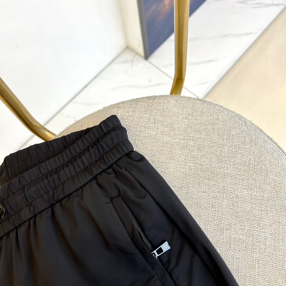 Fendi Men’s Leisure Pants 2025: High-end Quality Selection for Classic Dressers - 图片 4