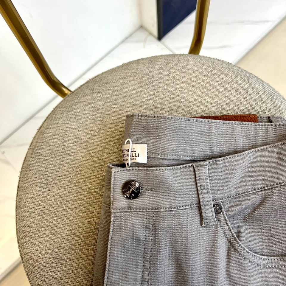 Platinum-Grade Men’s Business-Recreational Jeans with Unique Design and Fine Details - 图片 3