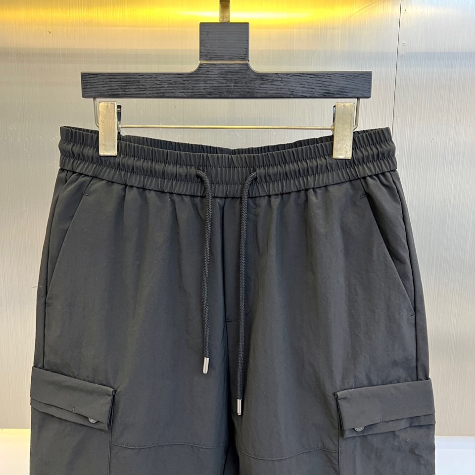 Prada 25AW Series: Wrinkle-Resistant Pants for Casual Style and Comfort - 图片 2