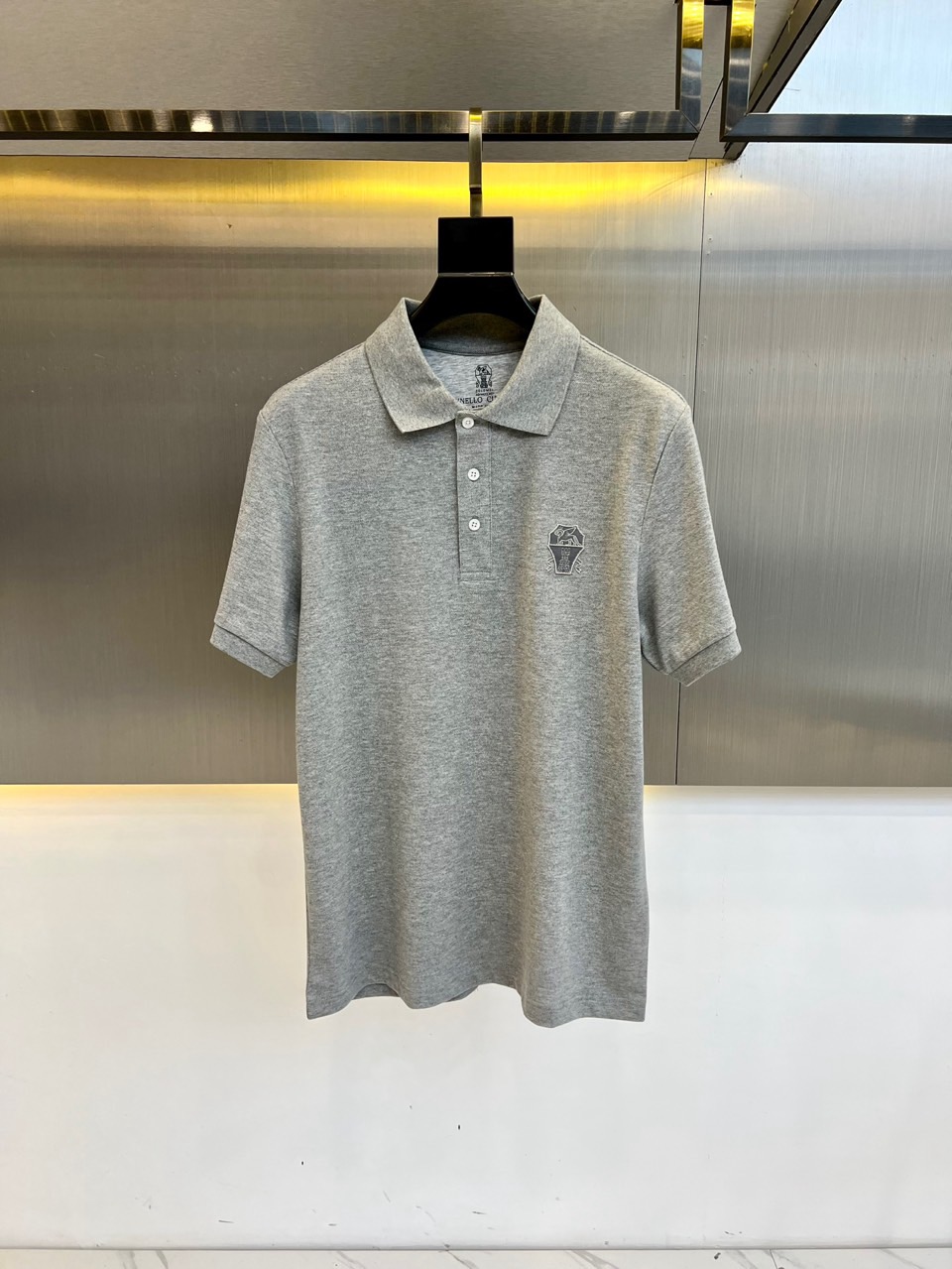 
BC、25s春夏新款网眼丝光棉布基础翻领短Tee，经典徽章刺绣图案商务休闲短袖Polo衫！这款Polo