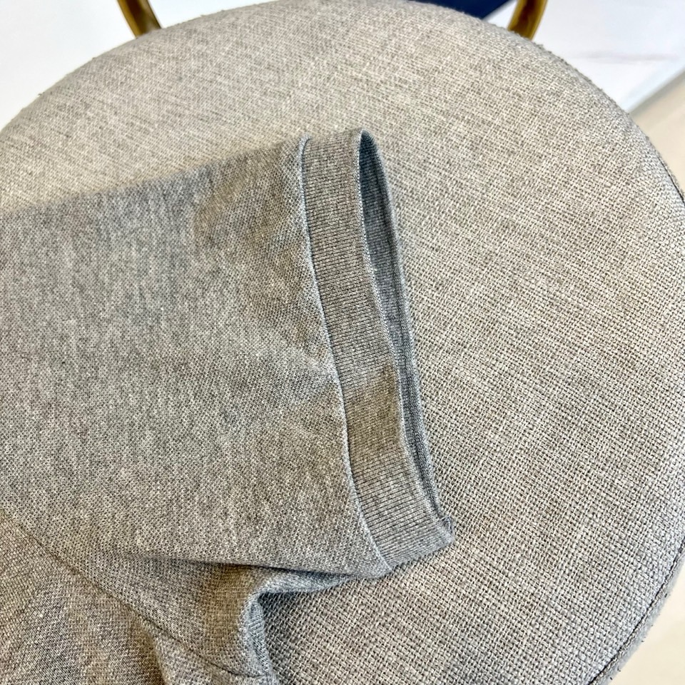 
BC、25s春夏新款网眼丝光棉布基础翻领短Tee，经典徽章刺绣图案商务休闲短袖Polo衫！这款Polo