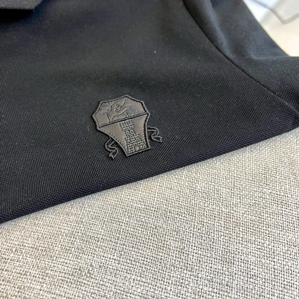 、
BC25s春夏新款网眼丝光棉布基础翻领短Tee，经典徽章刺绣图案商务休闲短袖Polo衫！这款Polo