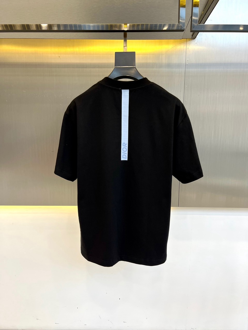 
Dio迪奥、25新款 男士棉质印花图案休闲宽松短袖t恤，图案印花，采用高密度莫代尔冰感面料，同布罗纹圆