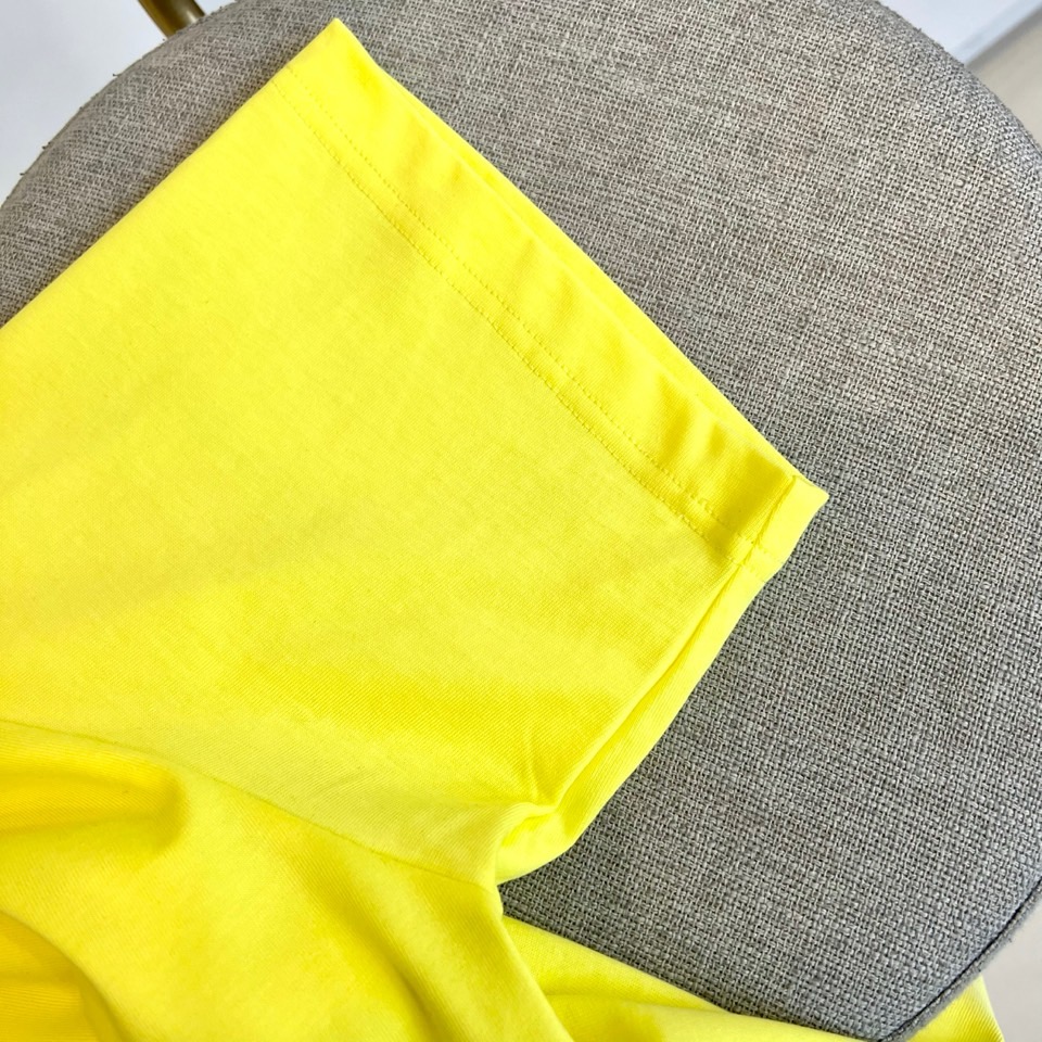 
Dio迪奥、25新款 男士棉质印花图案休闲宽松短袖t恤，图案印花，采用高密度莫代尔冰感面料，同布罗纹圆