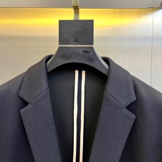 BC-Brunello Cucinelli男士休闲羊毛西服外套,22.5%羊毛15%尼龙,38%丙烯酸纤 BC-Brunello Cucinelli男士休闲羊毛西服外套,22.5%羊毛15%尼龙,38%丙烯酸纤