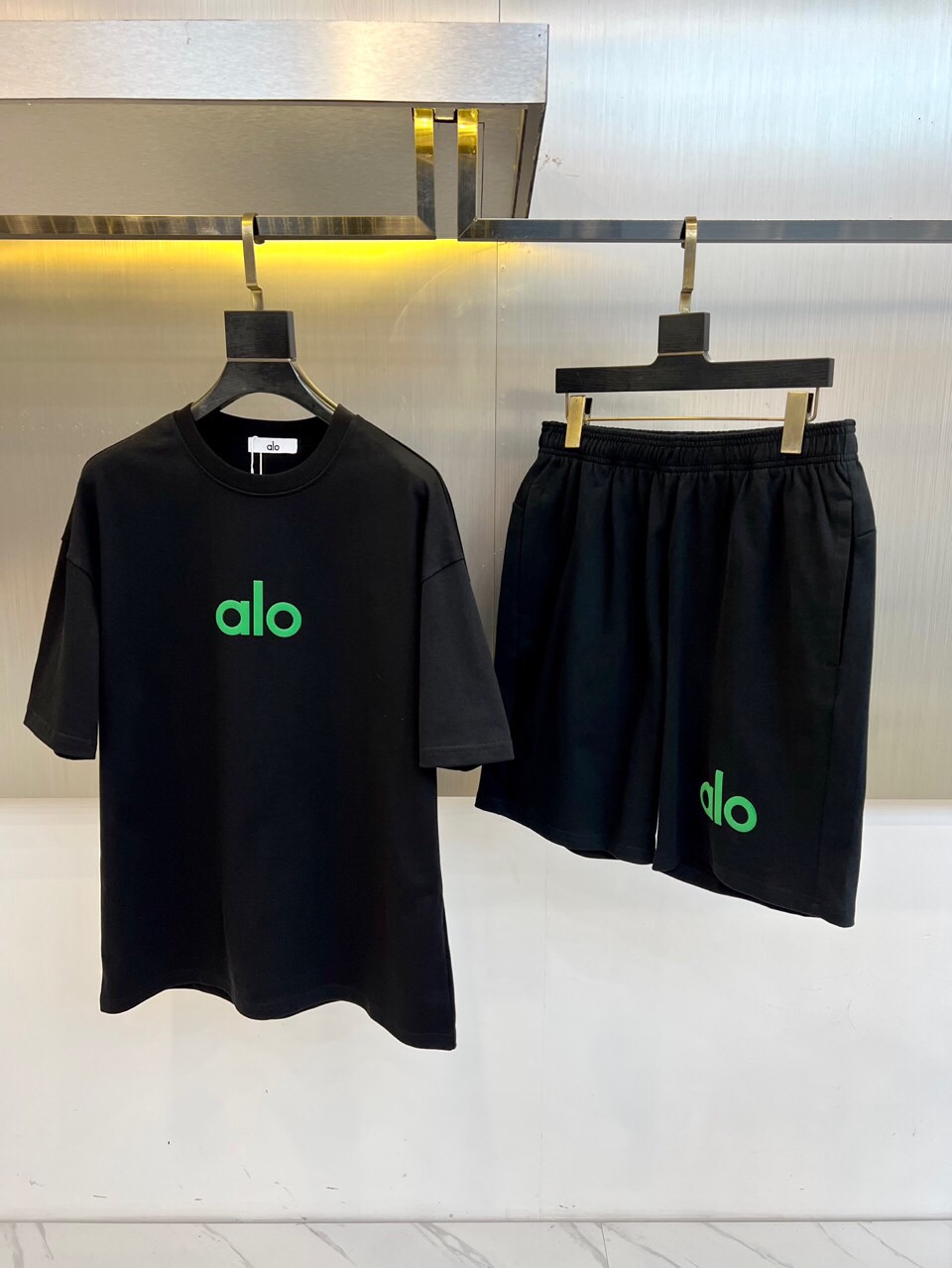 NO:513188,, ao, pure cotton set, customized fabric, pure cotton, upper body is transcendent, one size larger, size M-2XL (model 173-140 catties upper body M),,alexander wang19860909、 ao、纯棉套装、定制面料、纯棉、上身超然、偏大一码、尺码M-2XL（模特173-140斤上身M）,,alexander wang,Men's clothing