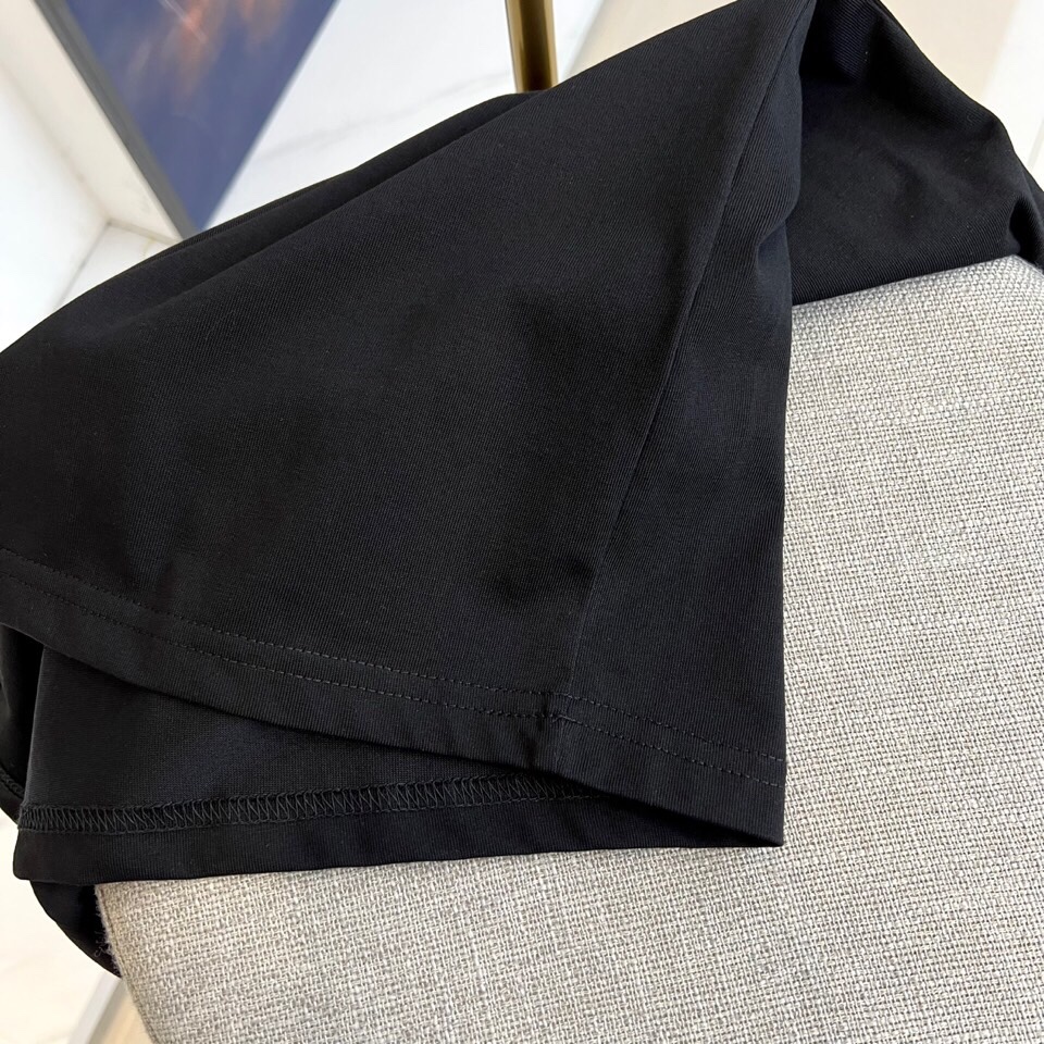 Arcteryx 始祖鸟、2025夏季男士圆领时尚立体字母休闲欧棉短袖T恤，甄选客供进口95%纯棉材质添