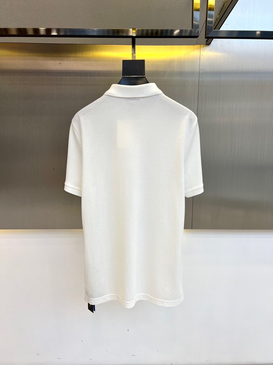 
BC、2025s经典标志性Logo点缀元素 经典时尚翻领 Polo衫短袖 ，贸易公司渠道订单，简约大气
