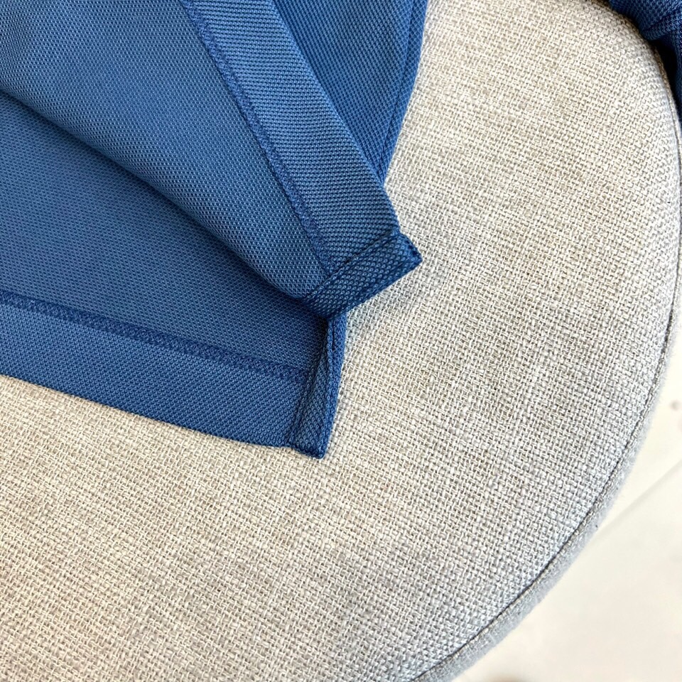 
塞琳、2025s经典标志性Logo点缀元素 经典时尚翻领 Polo衫短袖 ，贸易公司渠道订单，简约大气