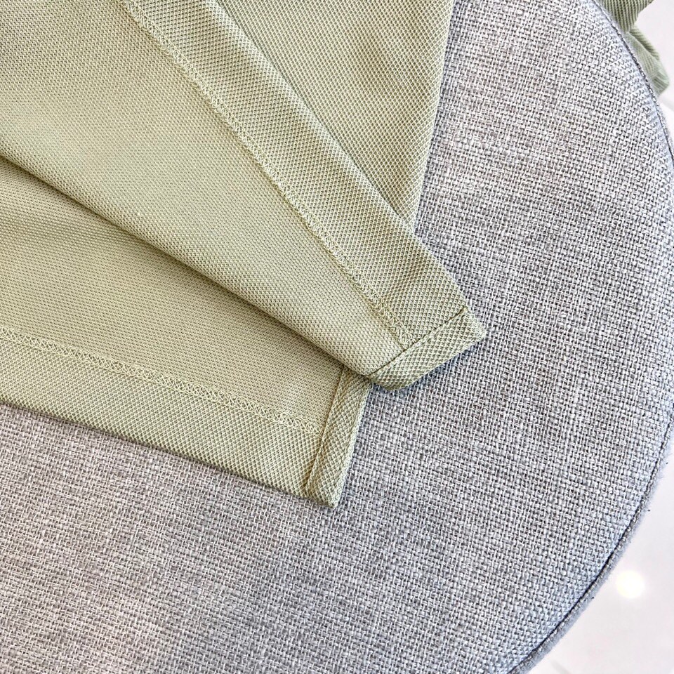 
塞琳、2025s经典标志性Logo点缀元素 经典时尚翻领 Polo衫短袖 ，贸易公司渠道订单，简约大气