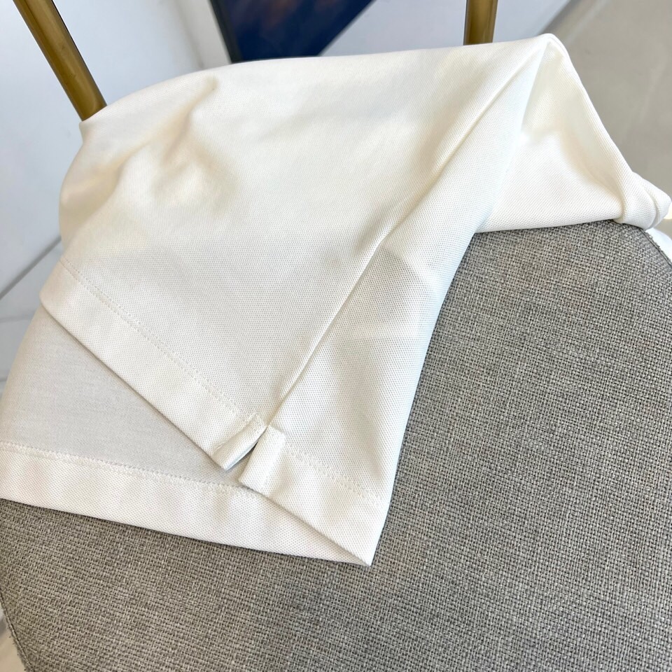 
Gucci、2025s经典标志性Logo点缀元素 经典时尚翻领 Polo衫短袖 ，贸易公司渠道订单，简