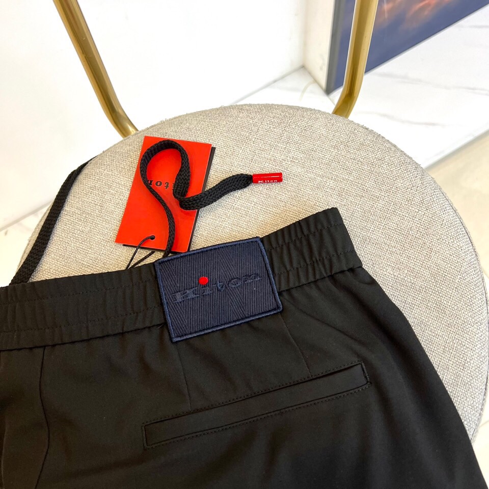 
意大利kiton-2025春夏新款男士天丝棉麻休闲裤。独家专供进口原版天丝棉麻面料，透气柔软透气很强，