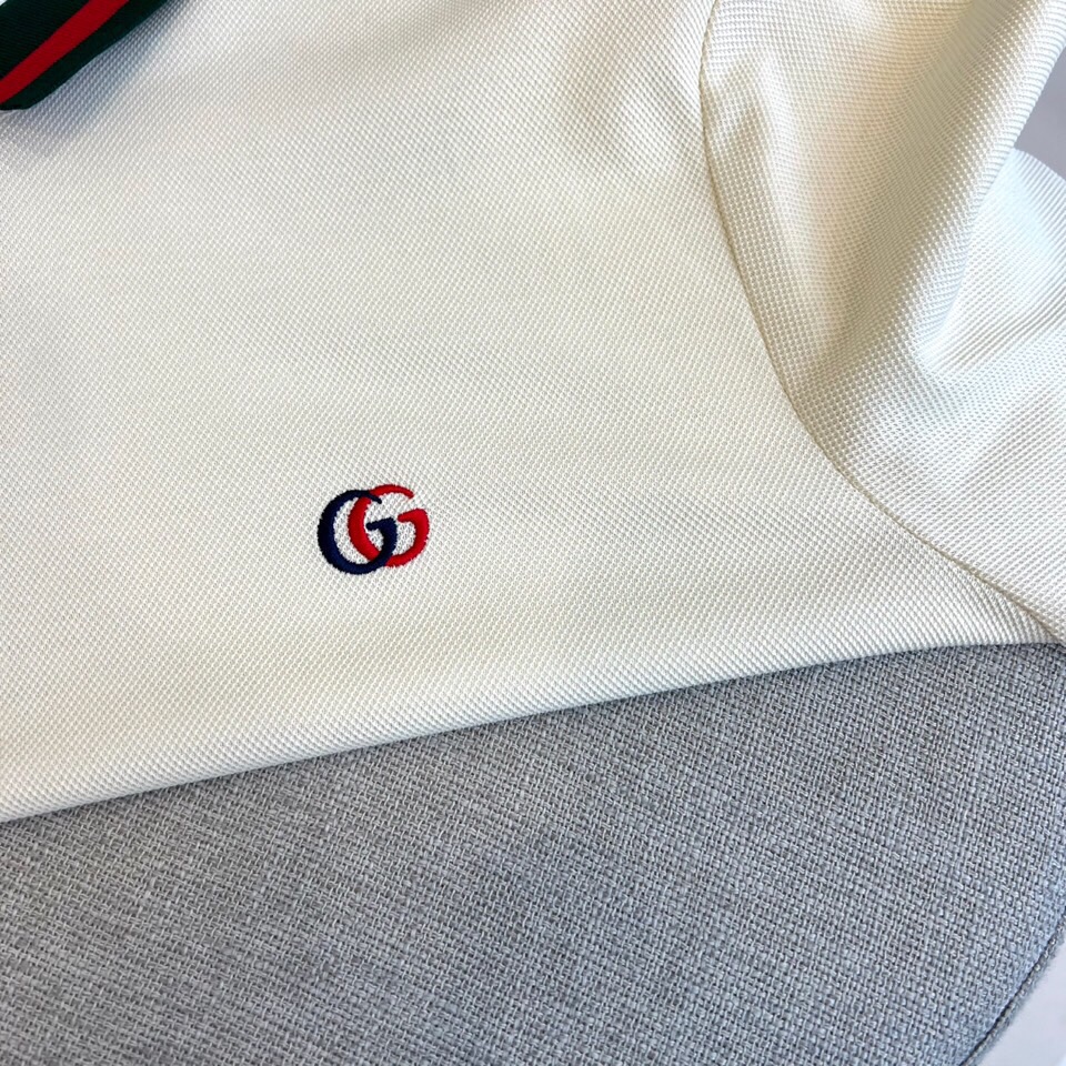 
Gucci、2025s经典标志性Logo点缀元素 经典时尚翻领 Polo衫短袖 ，贸易公司渠道订单，简