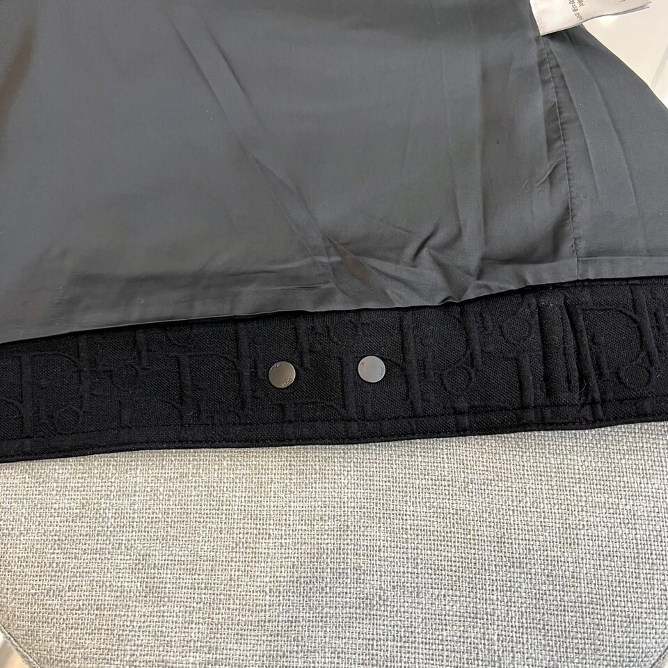 
Dio迪奥、2025秋冬 全品相订单，订制针织提花男士立领休闲夹克外套 运用比例和提花纹理质感呈现设计