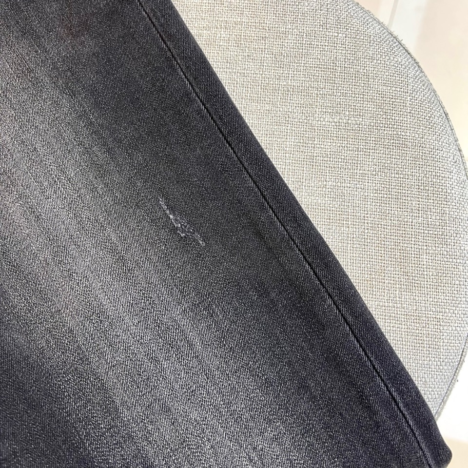 Amani阿玛尼、2025秋冬新款牛仔裤，最新通勤百搭无论什么场合穿都可以，选用进口原色丹宁高弹面料颜色