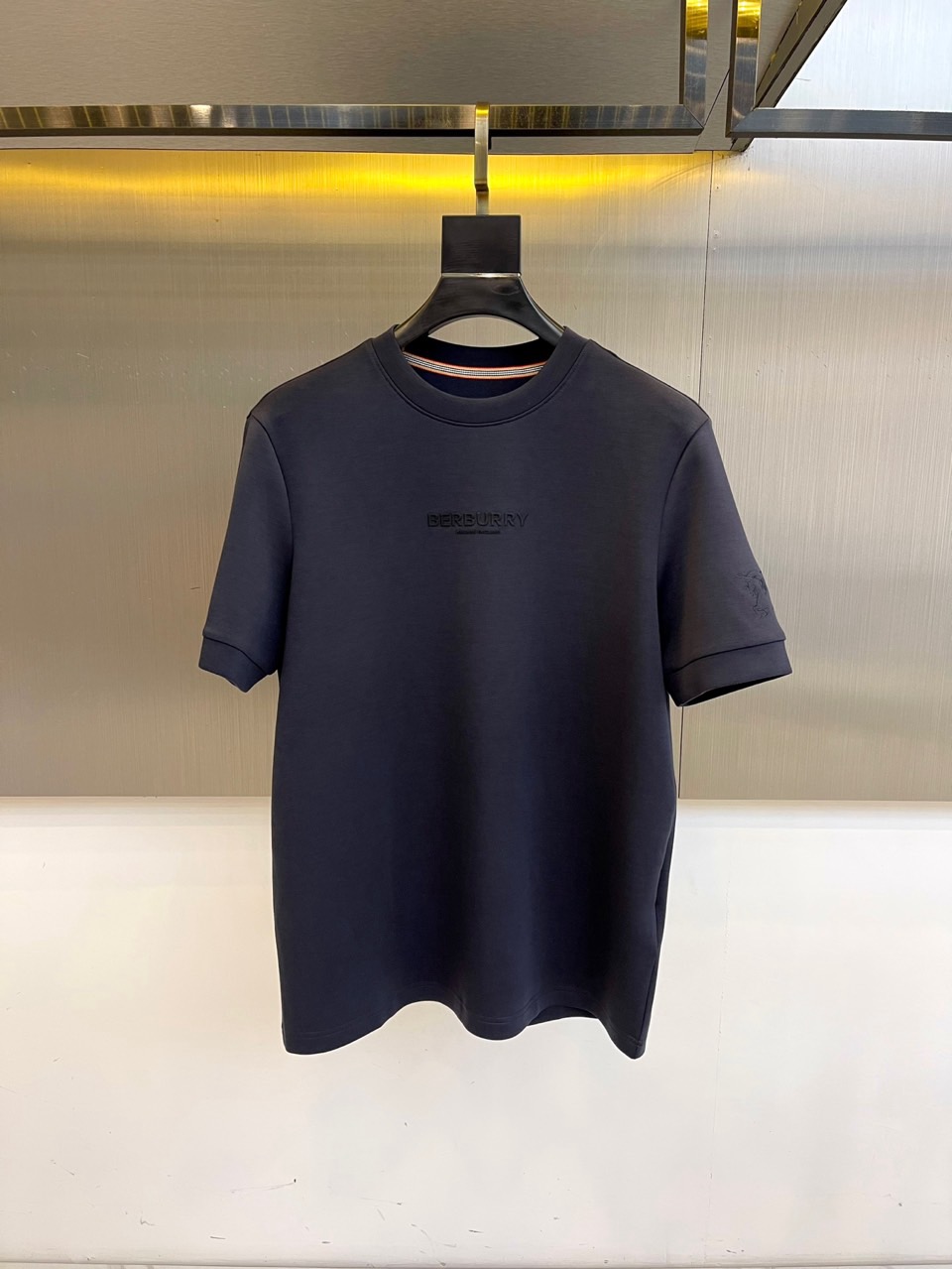 Bur巴宝莉、2025秋冬中袖打底衫，