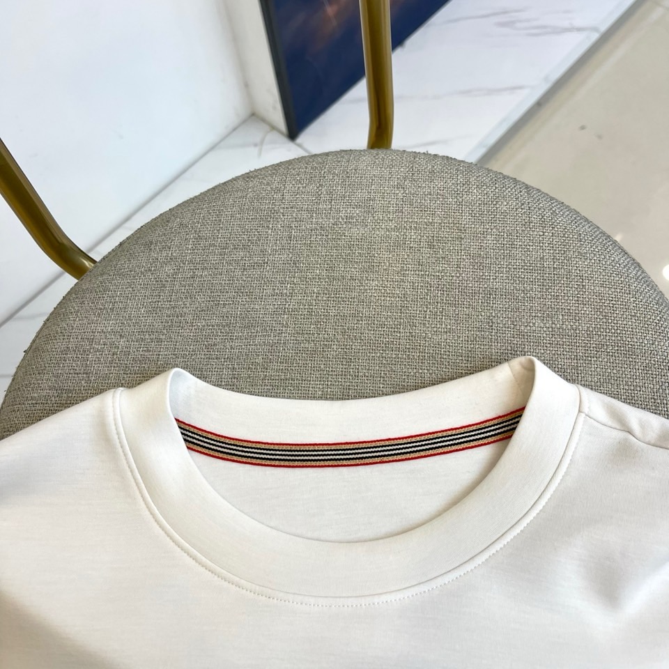 Bur巴宝莉、2025秋冬中袖打底衫，