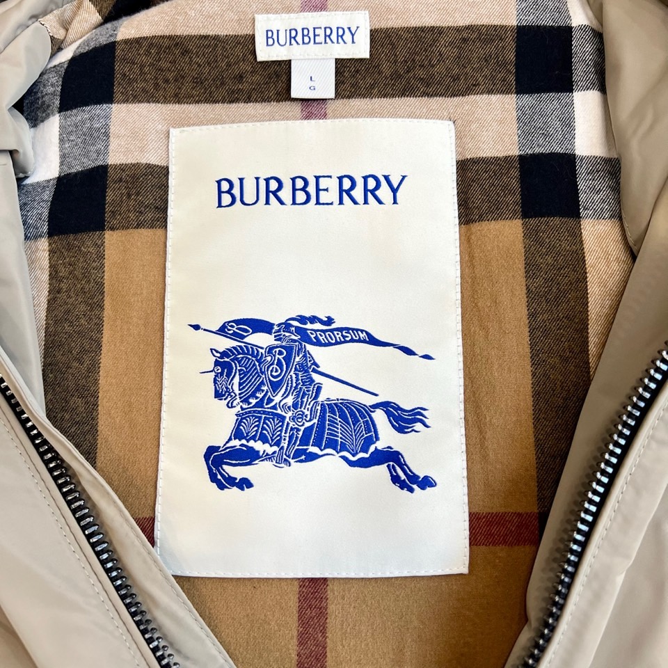 Bur巴宝莉、2025FW秋冬男士连帽夹克男装外套，休闲日常穿搭单品！上身修饰身形、将时装美学和新都市商