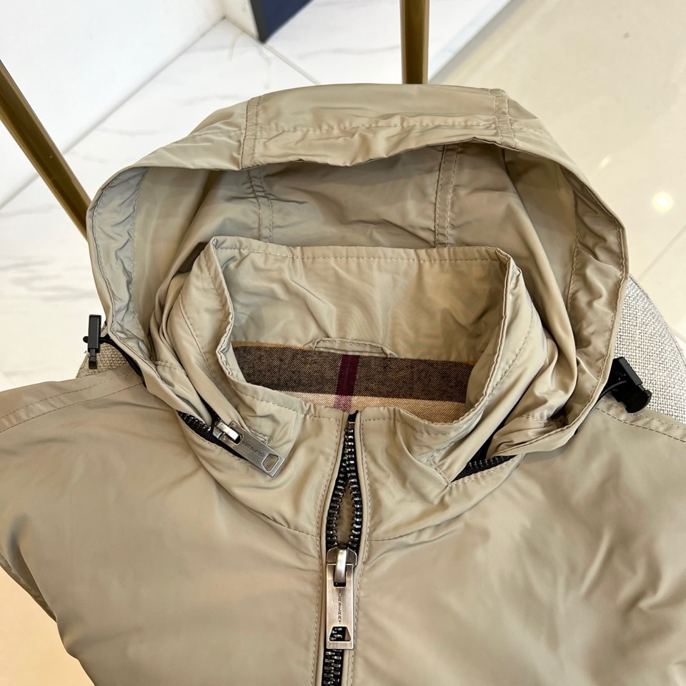 Bur巴宝莉、2025FW秋冬男士连帽夹克男装外套，休闲日常穿搭单品！上身修饰身形、将时装美学和新都市商