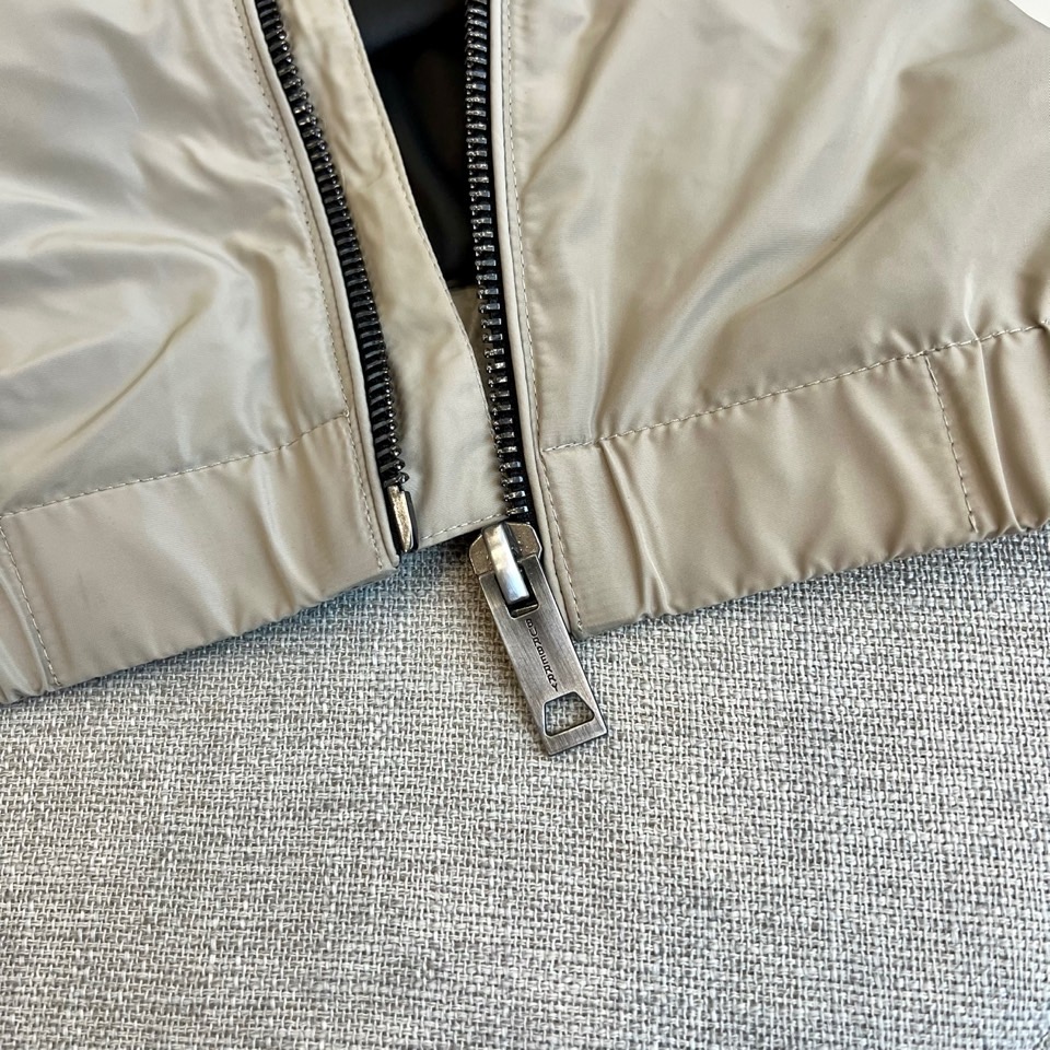 Bur巴宝莉、2025FW秋冬男士连帽夹克男装外套，休闲日常穿搭单品！上身修饰身形、将时装美学和新都市商