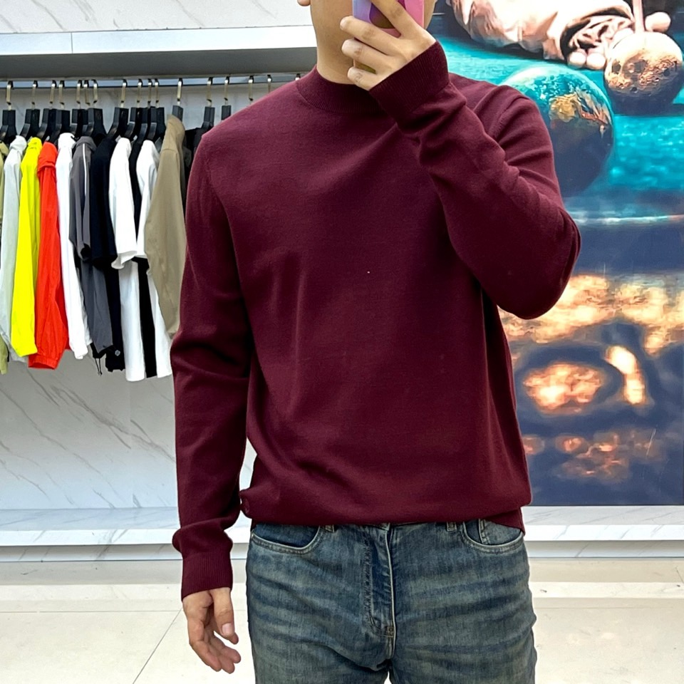 lP🆕、25FW/新品圆领套头羊毛衫，定制抗起球精细绵羊毛，腈纶29.3%聚酯纤维27.1%莱赛尔纤维2