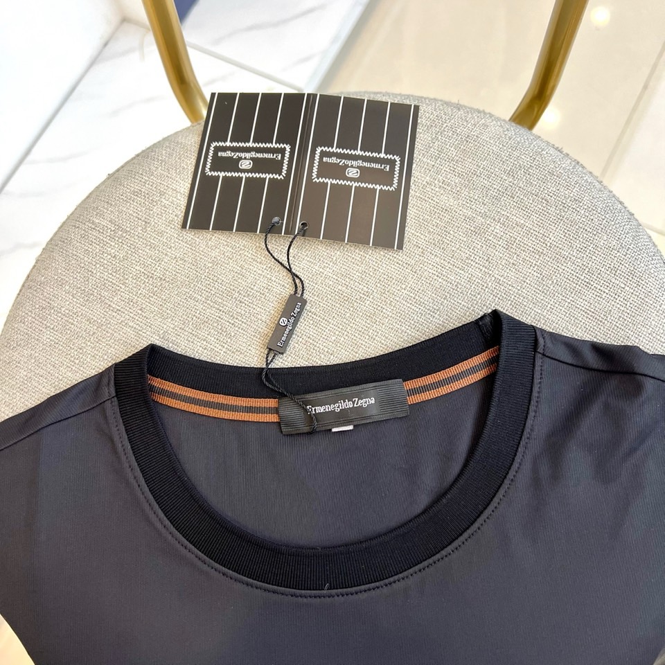 杰尼亚、2025春夏新品发售新品短袖T恤。采用进口欧棉面料，温儒柔软 细腻柔软 上身自然是舒适 凉爽，经