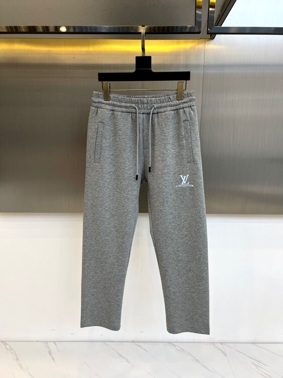 1v、25s春夏新品男士抽绳休闲刺绣运动卫裤，全新发布新款定制，细节一丝不苟，打造出了常青树的百看不腻以