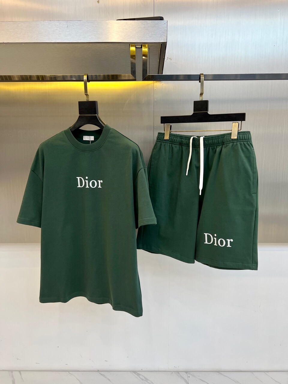 、Dior、纯棉套装、定制面料、100%纯棉、上身超然、偏大一码、尺码M-2XL（模特173-140斤上