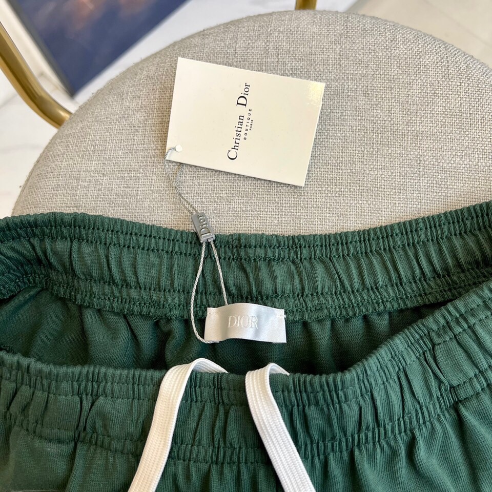 、Dior、纯棉套装、定制面料、100%纯棉、上身超然、偏大一码、尺码M-2XL（模特173-140斤上