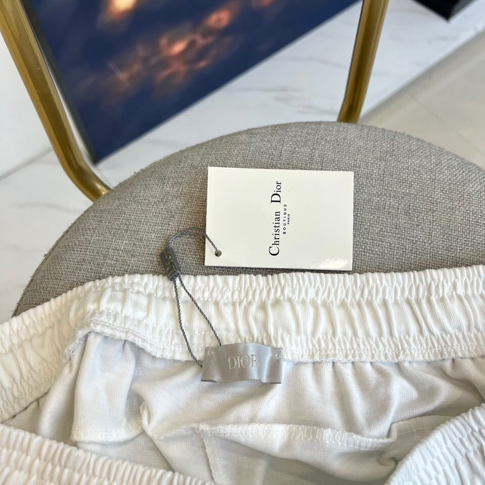 、Dior、纯棉套装、定制面料、100%纯棉、上身超然、偏大一码、尺码M-2XL（模特173-140斤上