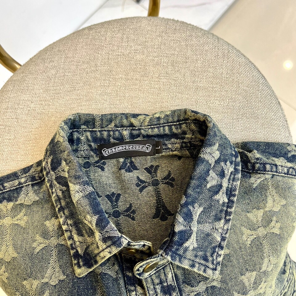 克罗心、2025早秋新品男装牛仔外套，进口yb面料，质感挺阔，手感顺滑，采用顺滑质感构筑雅致运动廓形，纹