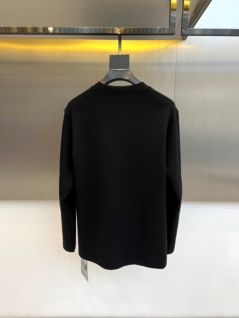 Bur巴宝莉、【高品质】25s秋冬款新品中领套头长袖T恤卫衣，面料采用舒弹莫代尔棉空气层/新疆棉混纺 特