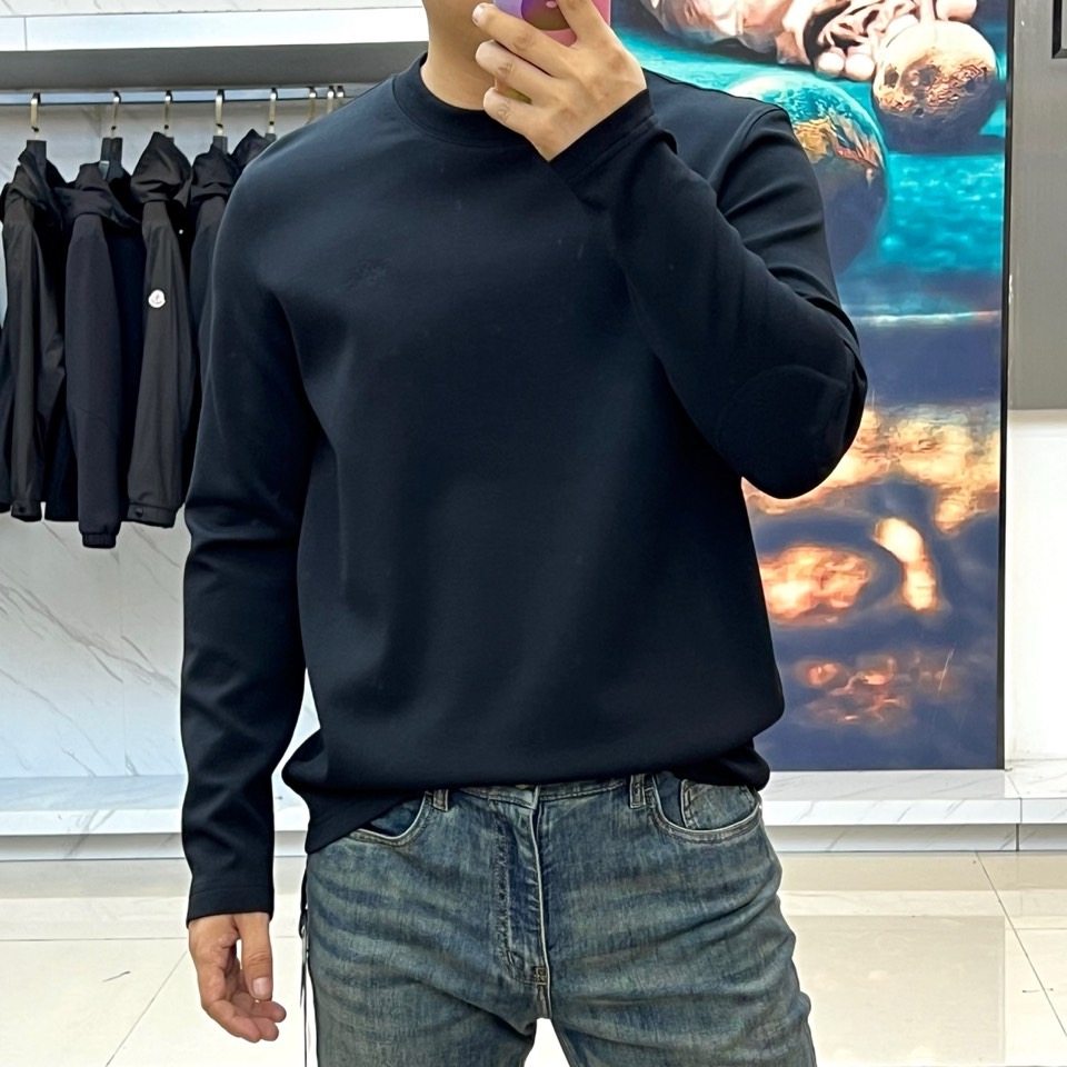 Bur巴宝莉、【高品质】25s秋冬款新品中领套头长袖T恤卫衣，面料采用舒弹莫代尔棉空气层/新疆棉混纺 特