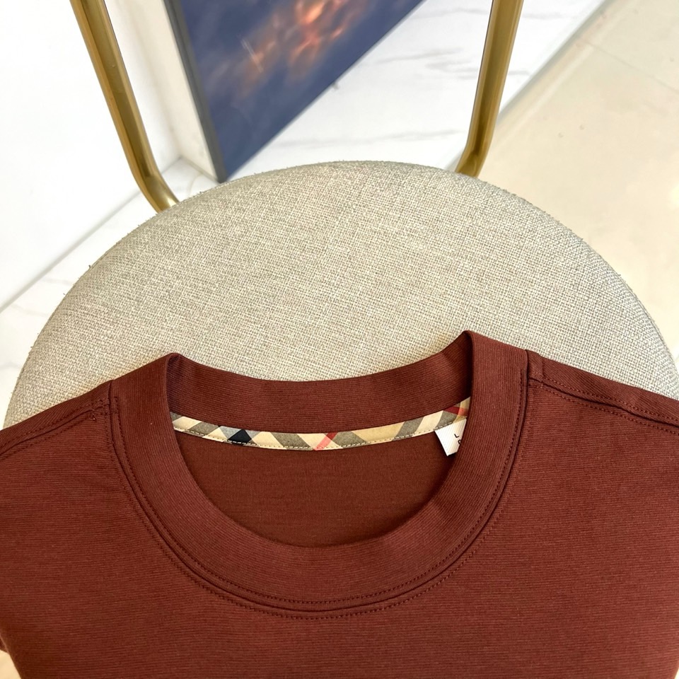 Bur巴宝莉、【高品质】25s秋冬款新品中领套头长袖T恤卫衣，面料采用舒弹莫代尔棉空气层/新疆棉混纺 特